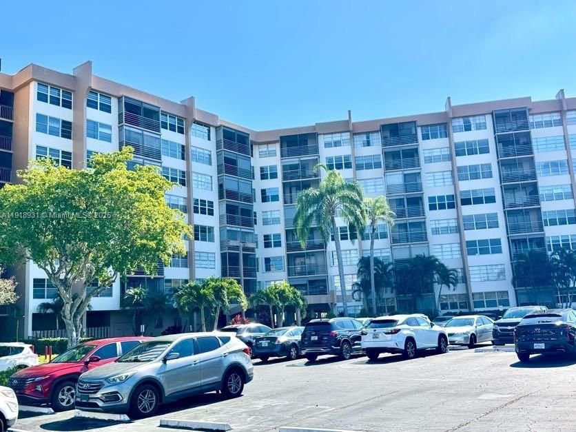 待售: $145,000 (2 贝兹, 2 浴室, 1120 平方英尺)