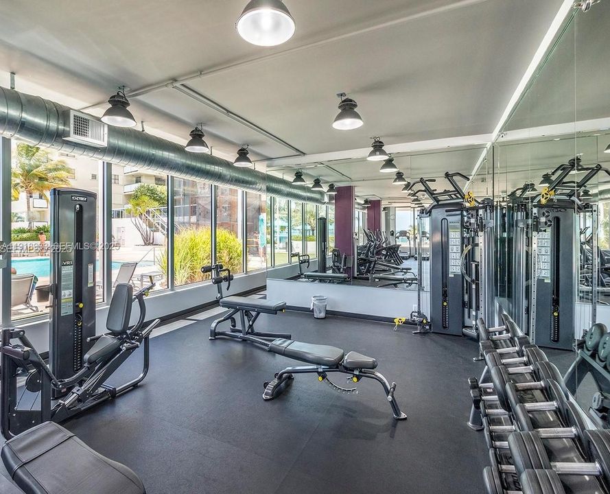 В аренду: $2,400 (1 спален, 1 ванн, 550 Квадратных фут)