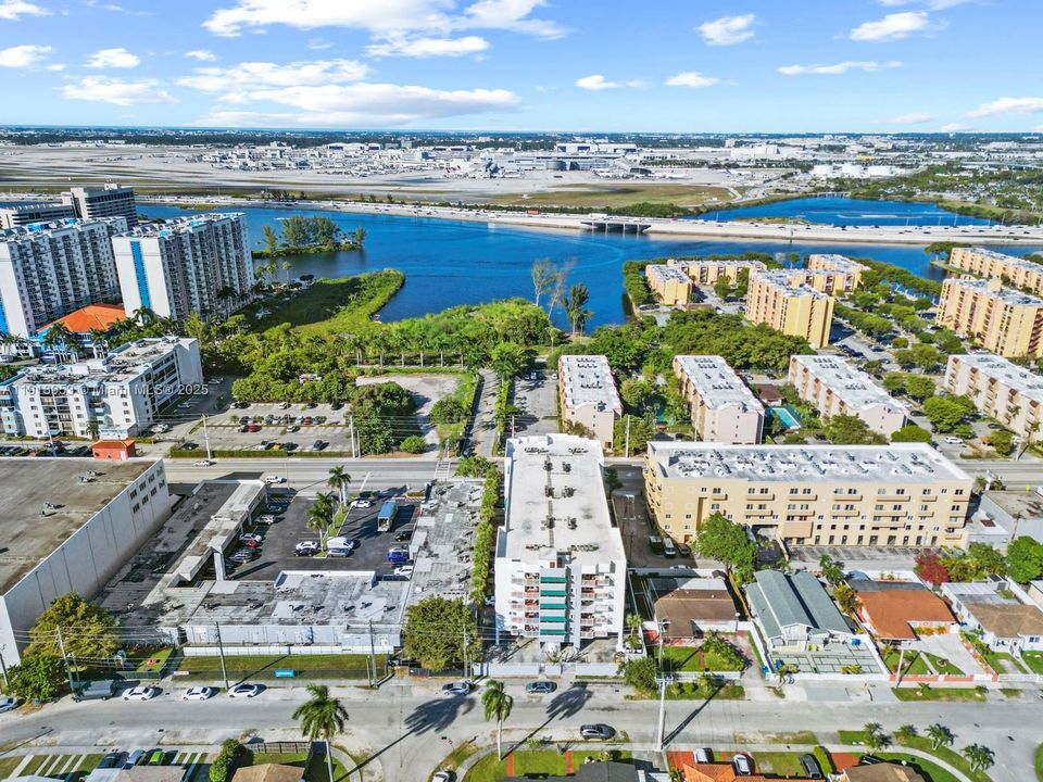 For Sale: $375,000 (3 beds, 2 baths, 1020 Square Feet)