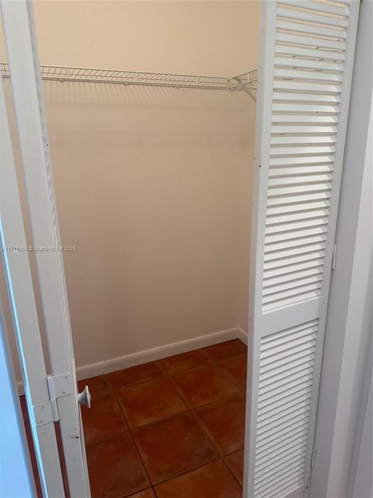 Activo con contrato: $325,000 (2 camas, 2 baños, 852 Pies cuadrados)