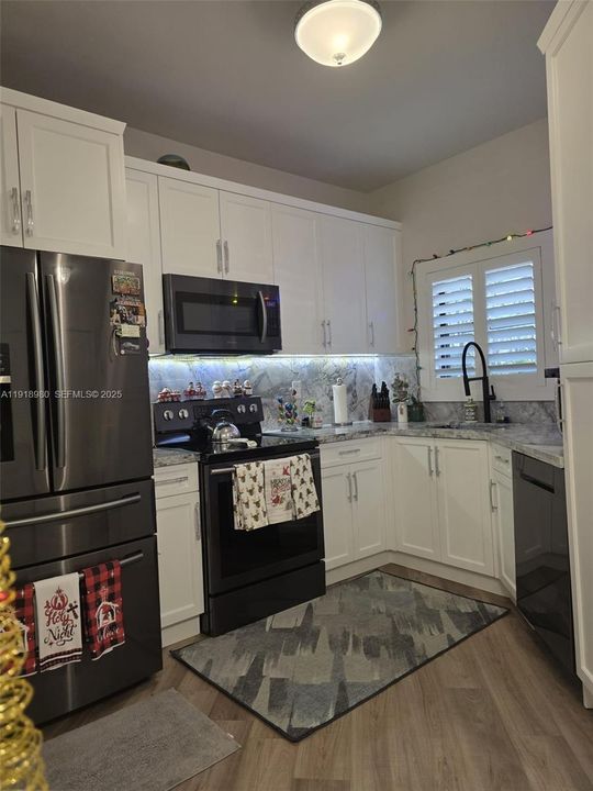 En Renta: $2,600 (2 camas, 2 baños, 894 Pies cuadrados)