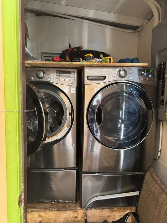 En Venta: $1,450,000 (7 camas, 4 baños, 2699 Pies cuadrados)