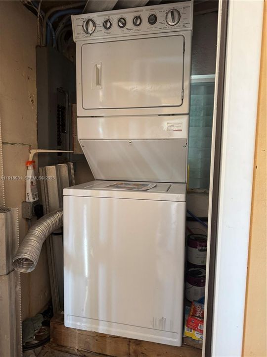 En Venta: $1,450,000 (7 camas, 4 baños, 2699 Pies cuadrados)