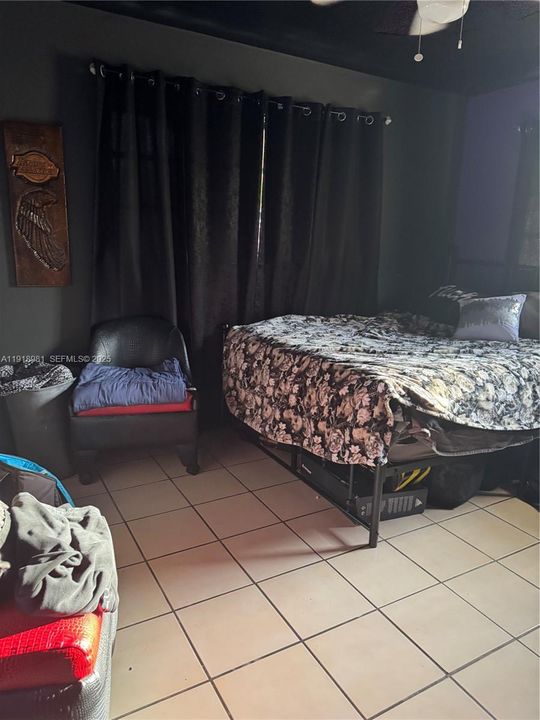 En Venta: $1,450,000 (7 camas, 4 baños, 2699 Pies cuadrados)