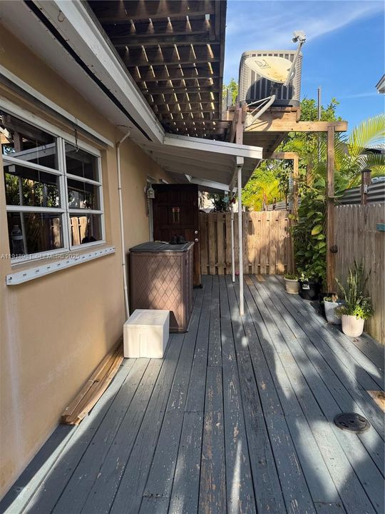 En Venta: $1,450,000 (7 camas, 4 baños, 2699 Pies cuadrados)