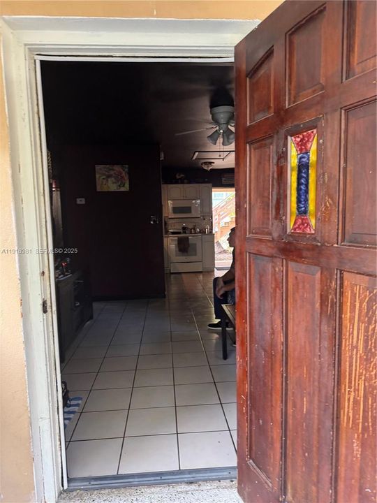 En Venta: $1,450,000 (7 camas, 4 baños, 2699 Pies cuadrados)