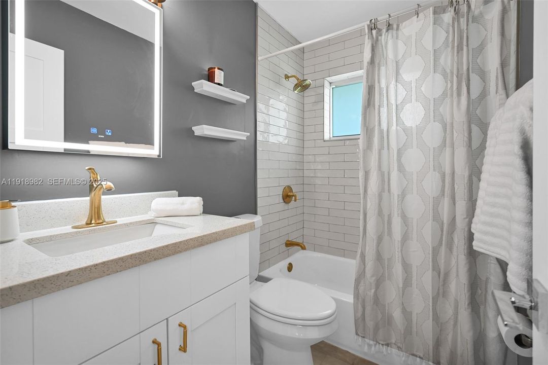 待售: $715,000 (3 贝兹, 2 浴室, 1152 平方英尺)