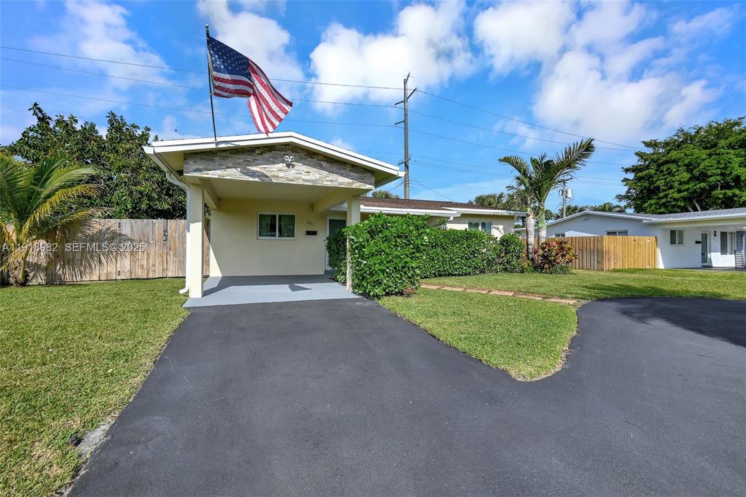 待售: $715,000 (3 贝兹, 2 浴室, 1152 平方英尺)