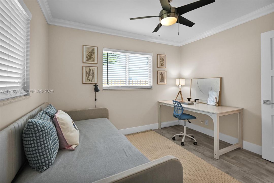 待售: $715,000 (3 贝兹, 2 浴室, 1152 平方英尺)