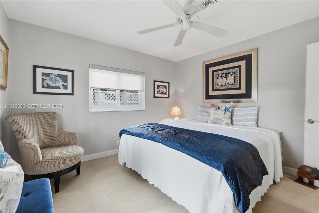 For Sale: $2,150,000 (3 beds, 2 baths, 2168 Square Feet)