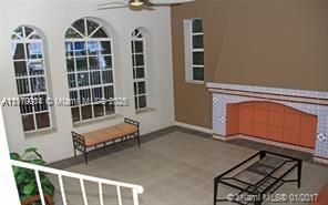 For Sale: $420,000 (2 beds, 1 baths, 785 Square Feet)