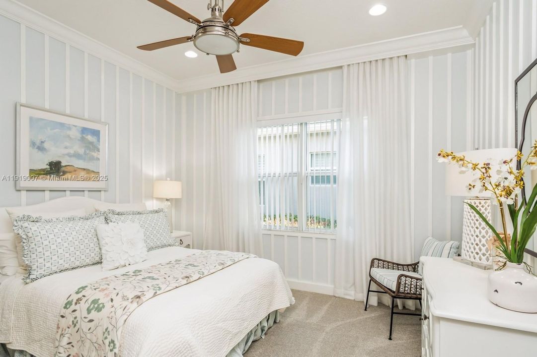 For Rent: $5,200 (3 beds, 2 baths, 2580 Square Feet)