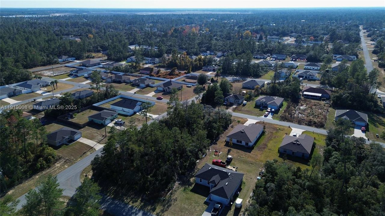 На продажу: $85,000 (0.30 acres)