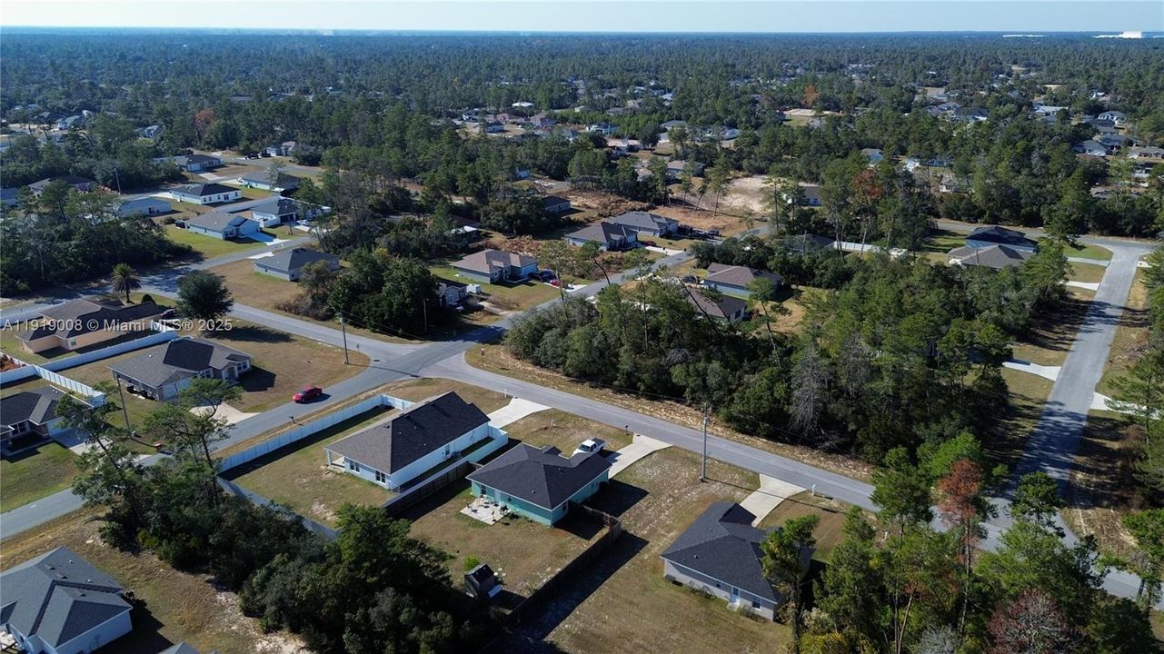 На продажу: $85,000 (0.30 acres)