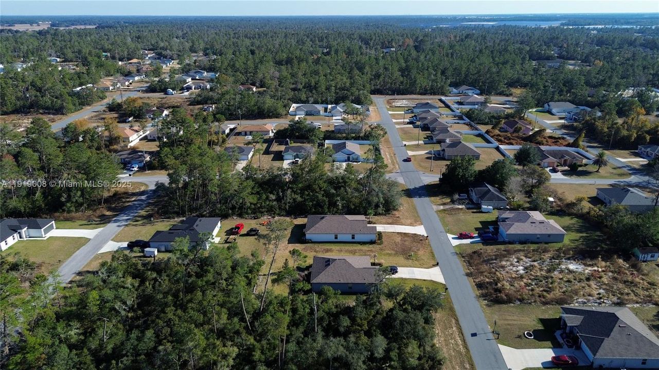 На продажу: $85,000 (0.30 acres)