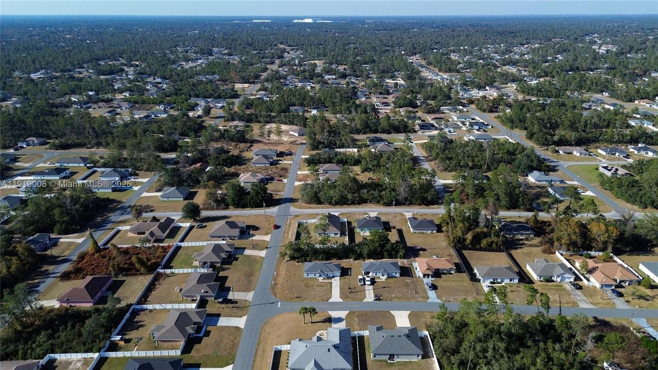 На продажу: $85,000 (0.30 acres)