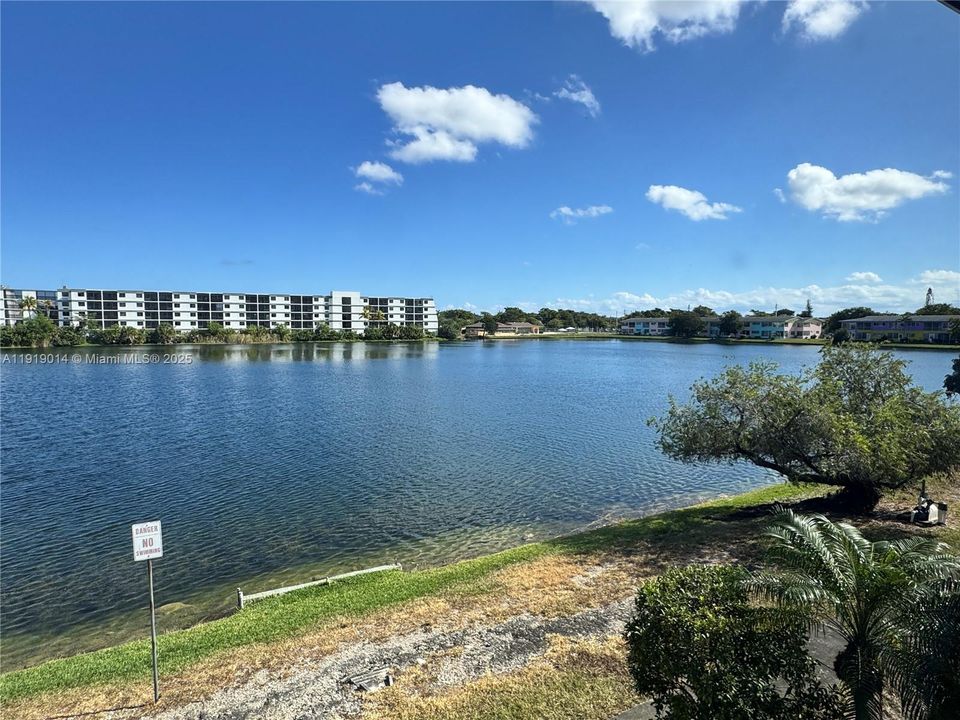 For Sale: $130,000 (1 beds, 1 baths, 850 Square Feet)