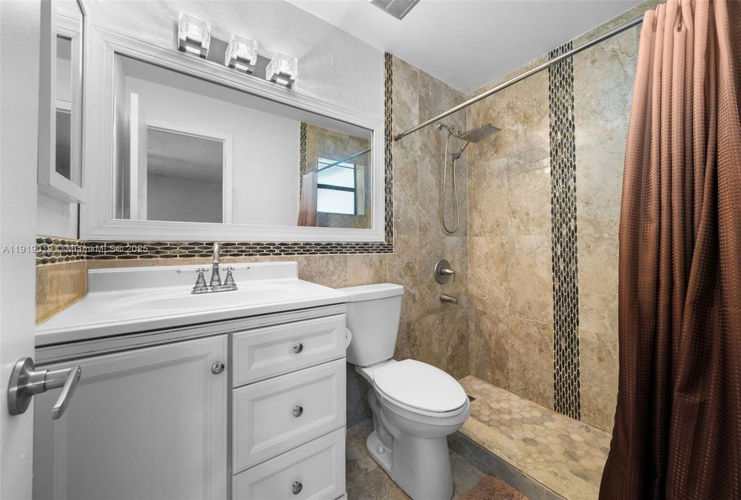 For Sale: $449,999 (3 beds, 2 baths, 1424 Square Feet)