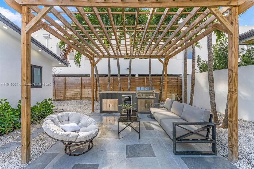 For Sale: $1,159,000 (4 beds, 3 baths, 2266 Square Feet)