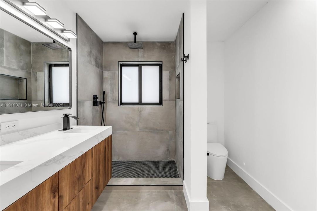 For Sale: $1,159,000 (4 beds, 3 baths, 2266 Square Feet)