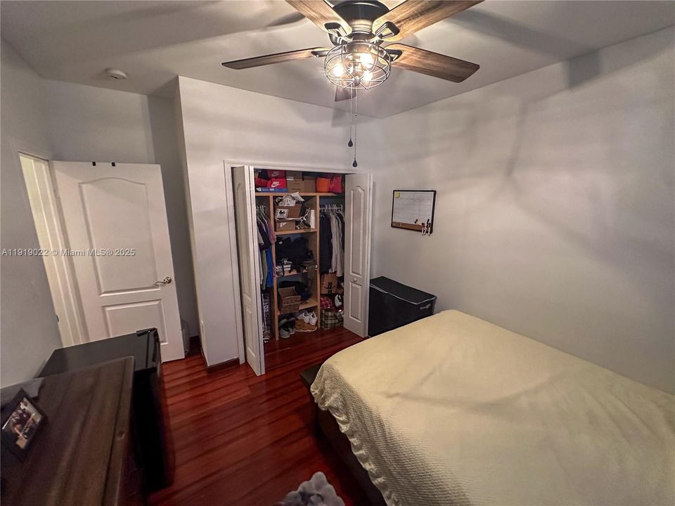 На продажу: $770,000 (4 спален, 2 ванн, 0 Квадратных фут)