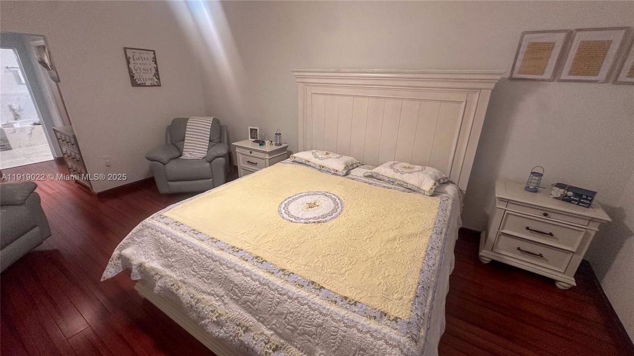 На продажу: $770,000 (4 спален, 2 ванн, 0 Квадратных фут)