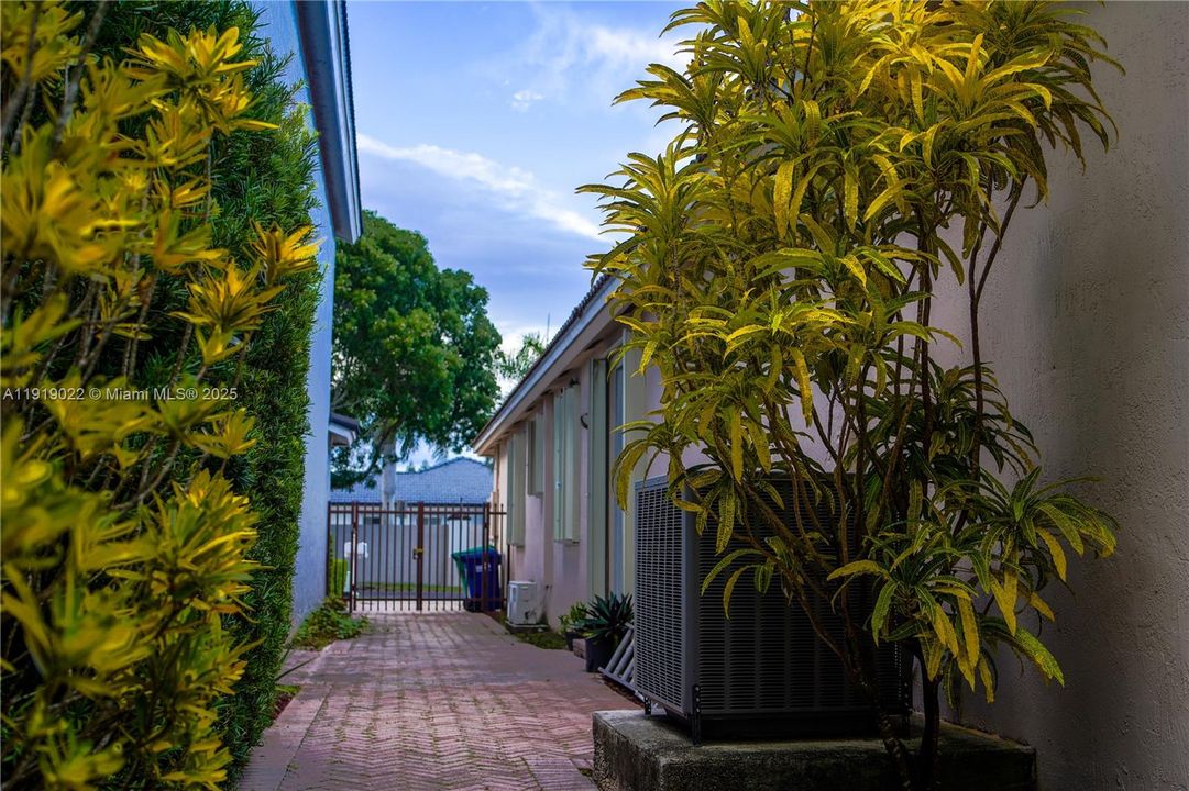 На продажу: $770,000 (4 спален, 2 ванн, 0 Квадратных фут)