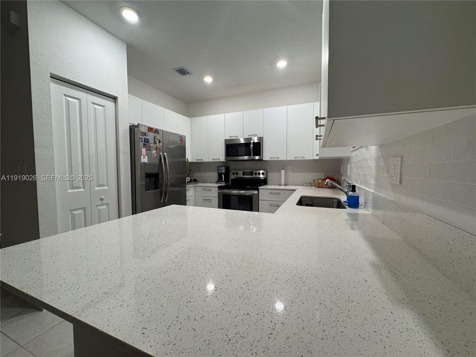 For Sale: $534,999 (3 beds, 2 baths, 1442 Square Feet)