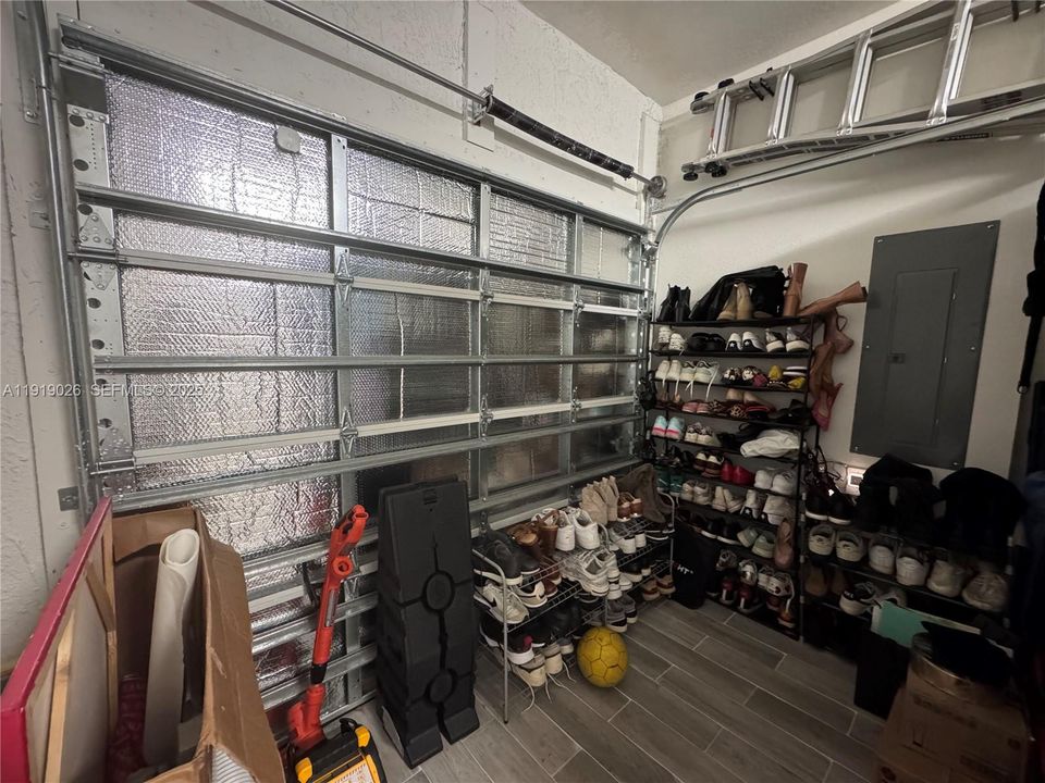 For Sale: $534,999 (3 beds, 2 baths, 1442 Square Feet)