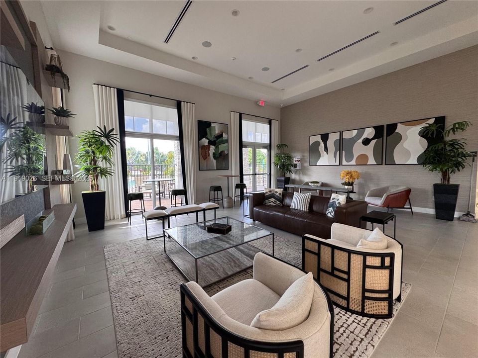 For Sale: $534,999 (3 beds, 2 baths, 1442 Square Feet)