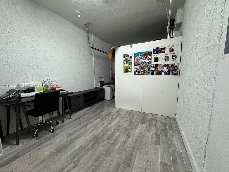 For Sale: $534,999 (3 beds, 2 baths, 1442 Square Feet)