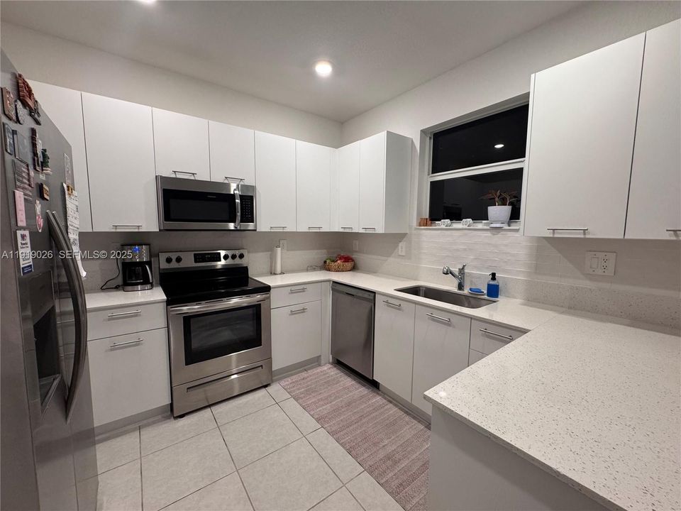 For Sale: $534,999 (3 beds, 2 baths, 1442 Square Feet)