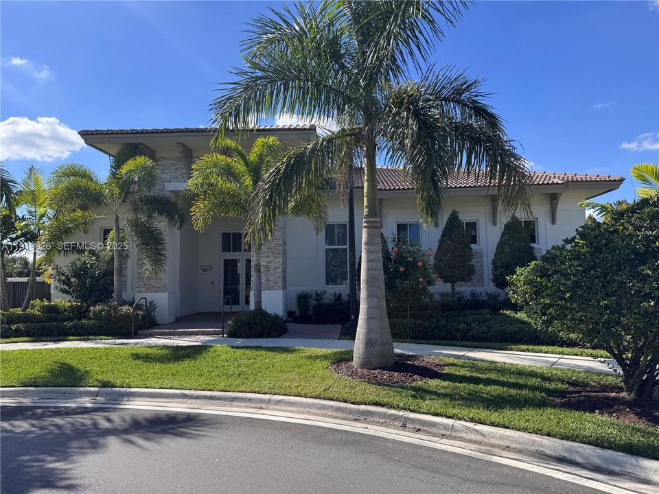 For Sale: $534,999 (3 beds, 2 baths, 1442 Square Feet)