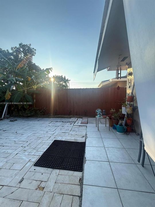 待售: $741,210 (0 贝兹, 0 浴室, 1794 平方英尺)