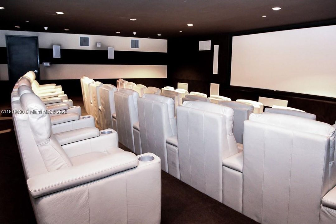 Active With Contract: $7,300 (2 beds, 3 baths, 1694 Square Feet)