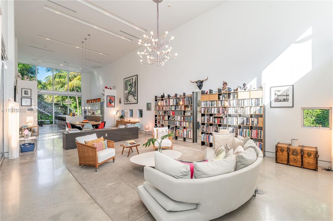 For Sale: $4,500,000 (6 beds, 5 baths, 4313 Square Feet)