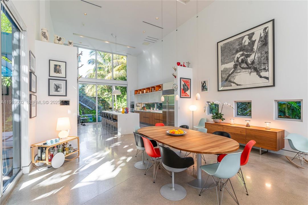 For Sale: $4,500,000 (6 beds, 5 baths, 4313 Square Feet)