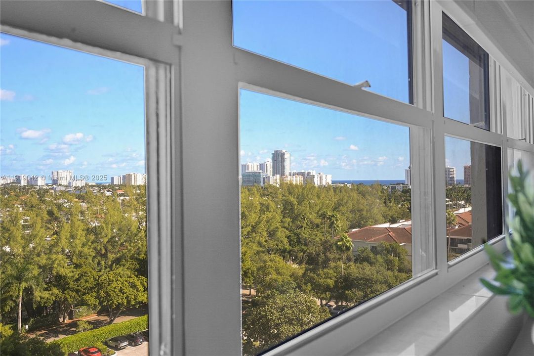 出租: $4,900 (2 贝兹, 2 浴室, 1320 平方英尺)