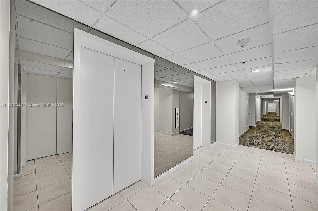 出租: $4,900 (2 贝兹, 2 浴室, 1320 平方英尺)