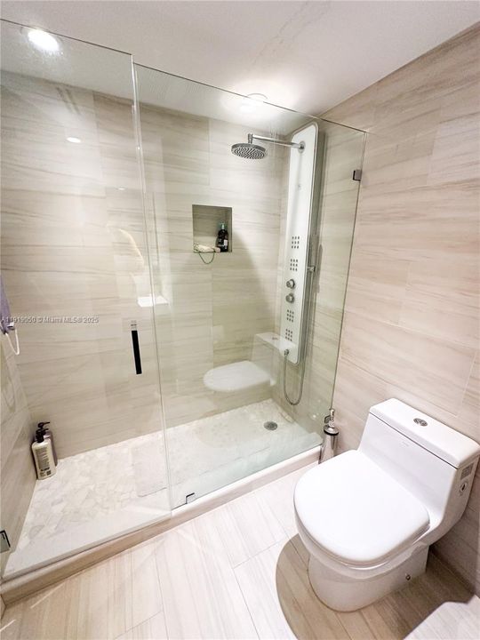 For Rent: $7,000 (2 beds, 2 baths, 1340 Square Feet)