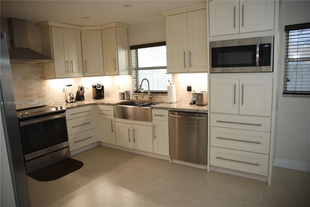 待售: $495,000 (3 贝兹, 2 浴室, 1500 平方英尺)