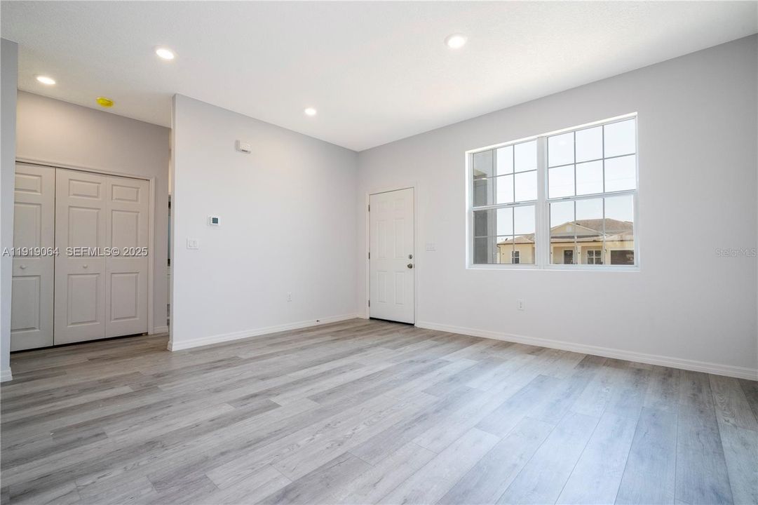 For Rent: $1,900 (3 beds, 2 baths, 0 Square Feet)