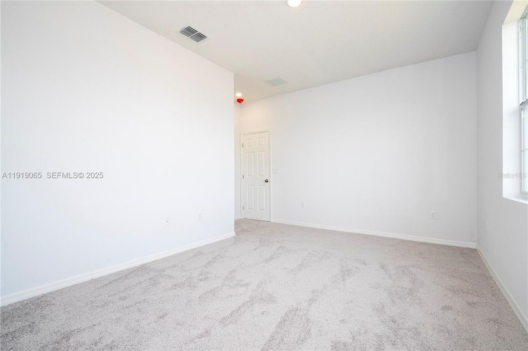 For Rent: $1,900 (3 beds, 2 baths, 0 Square Feet)