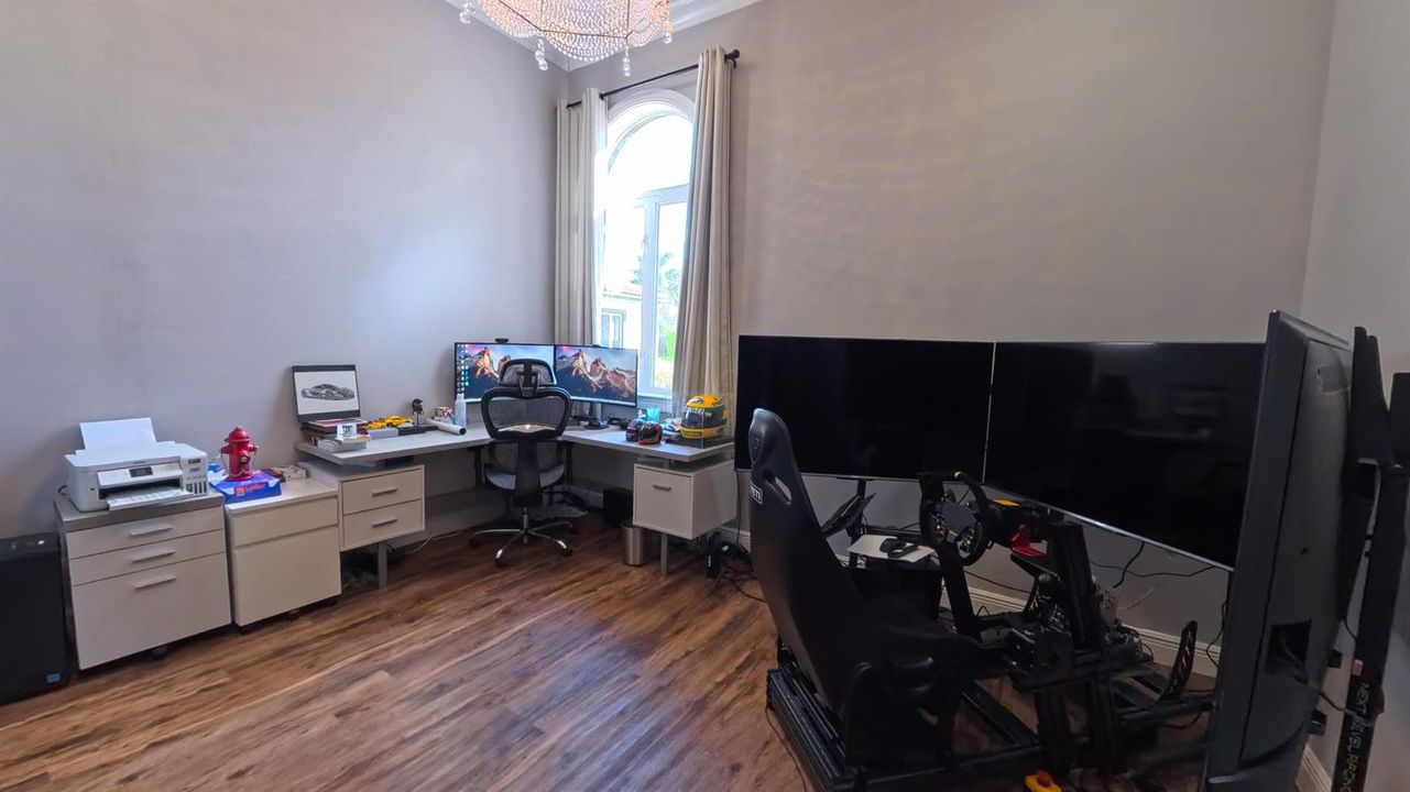 Office 1