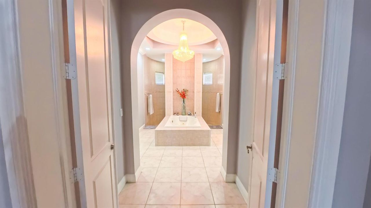 Masterbedroom Bathroom