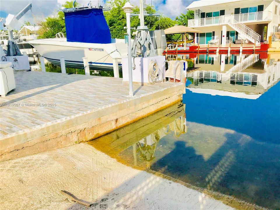 For Rent: $5,500 (3 beds, 2 baths, 1496 Square Feet)