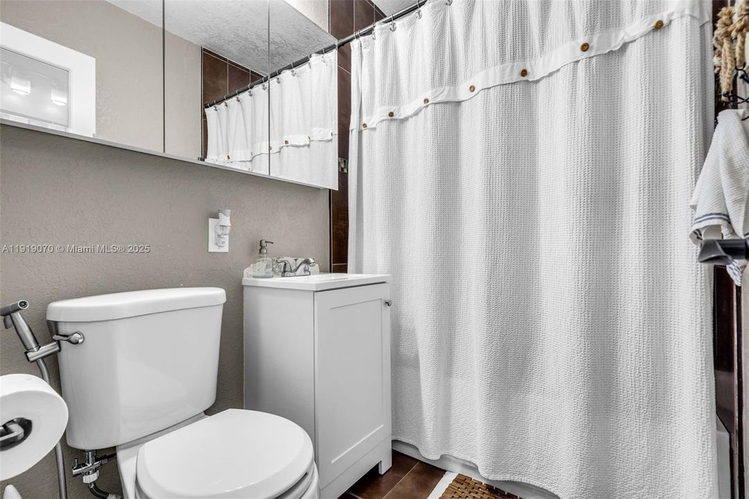 For Rent: $3,900 (3 beds, 2 baths, 0 Square Feet)