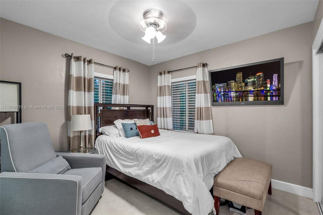 For Rent: $3,900 (3 beds, 2 baths, 0 Square Feet)