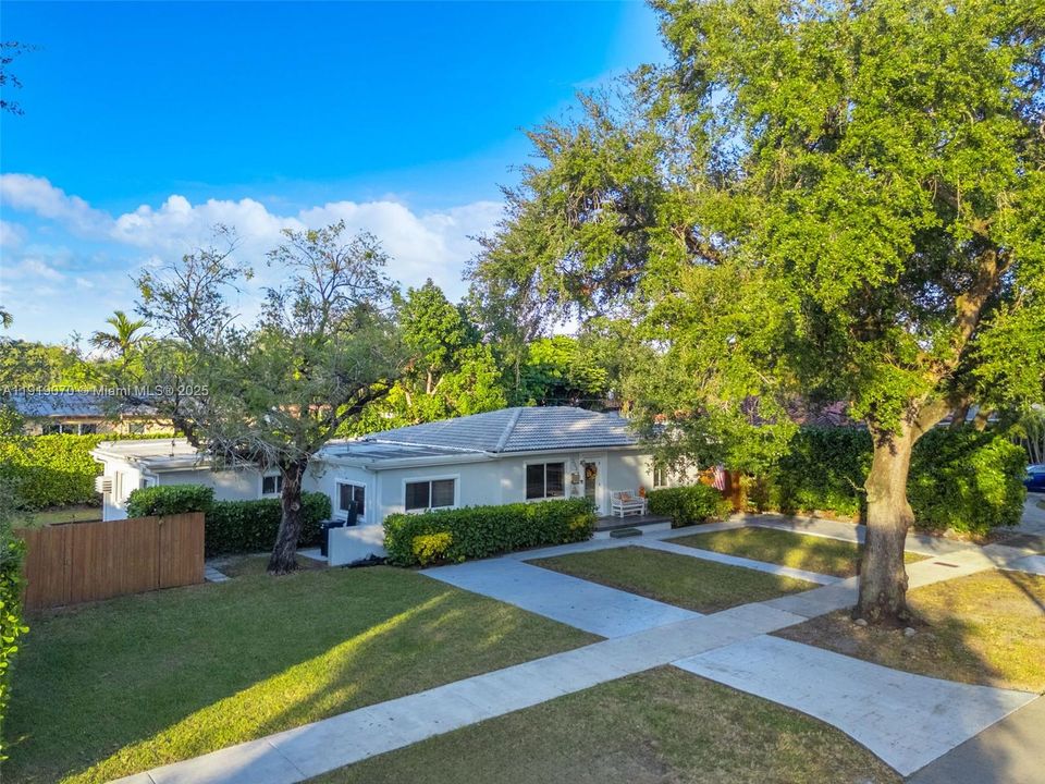 For Rent: $3,900 (3 beds, 2 baths, 0 Square Feet)