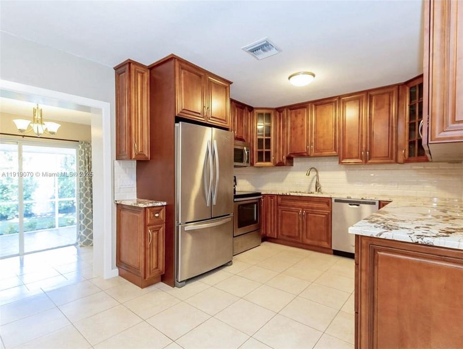 For Rent: $3,900 (3 beds, 2 baths, 0 Square Feet)